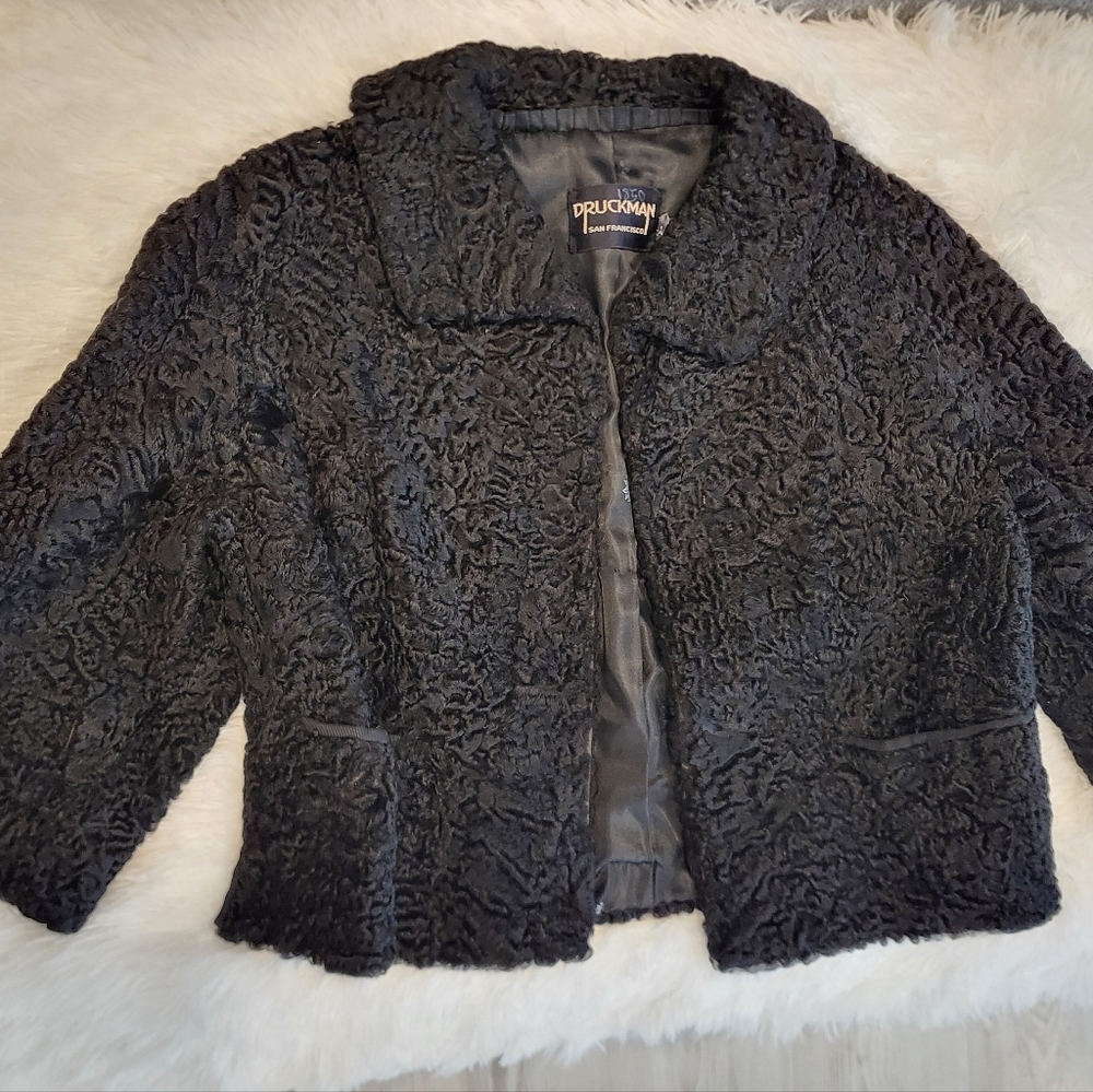 Women's Black Textured Teddy Jacket